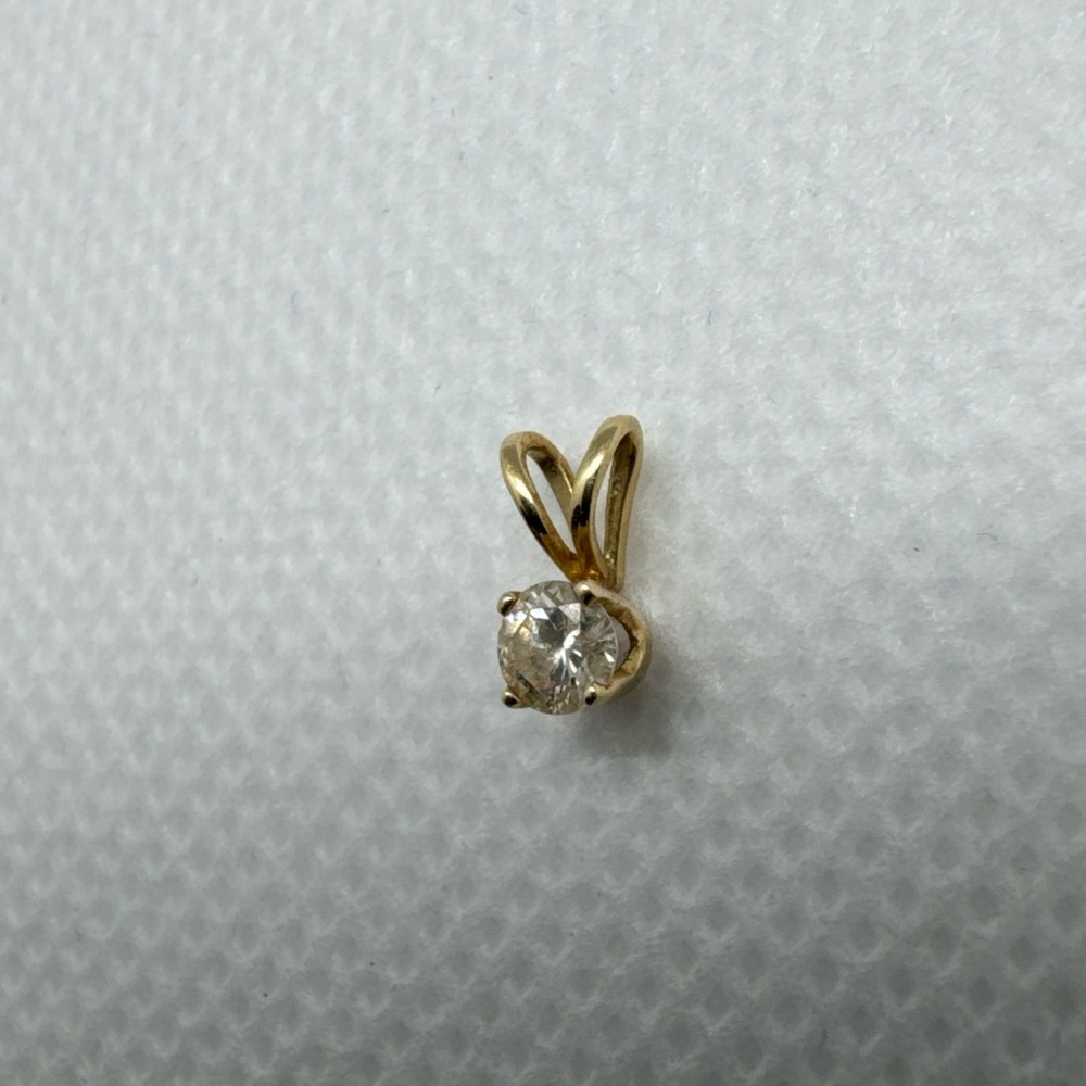 14k Yellow Gold Diamond Solitaire Pendant Round 4 Prong, 0.15 TCW, 0.24g - Picture 3 of 15
